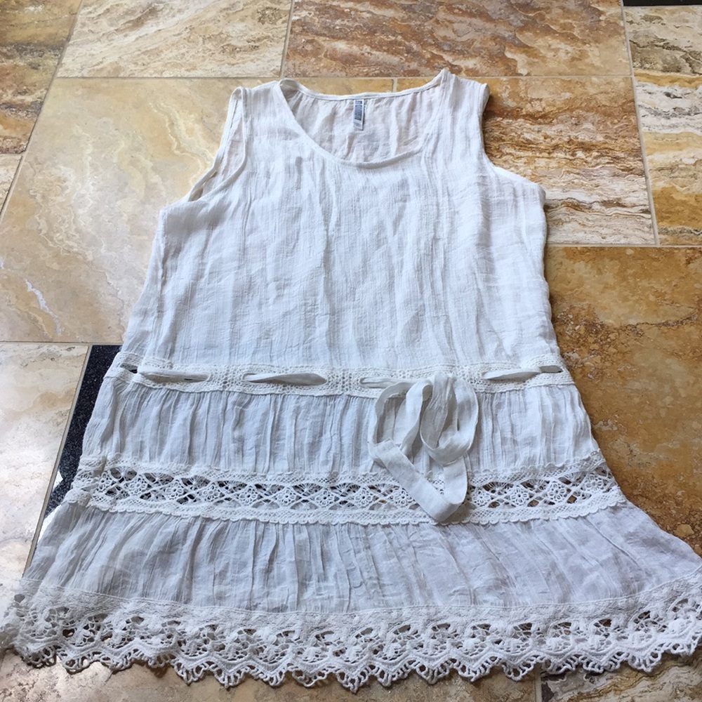 Monoreno gauze/lace overdress or tunic/side zipper
